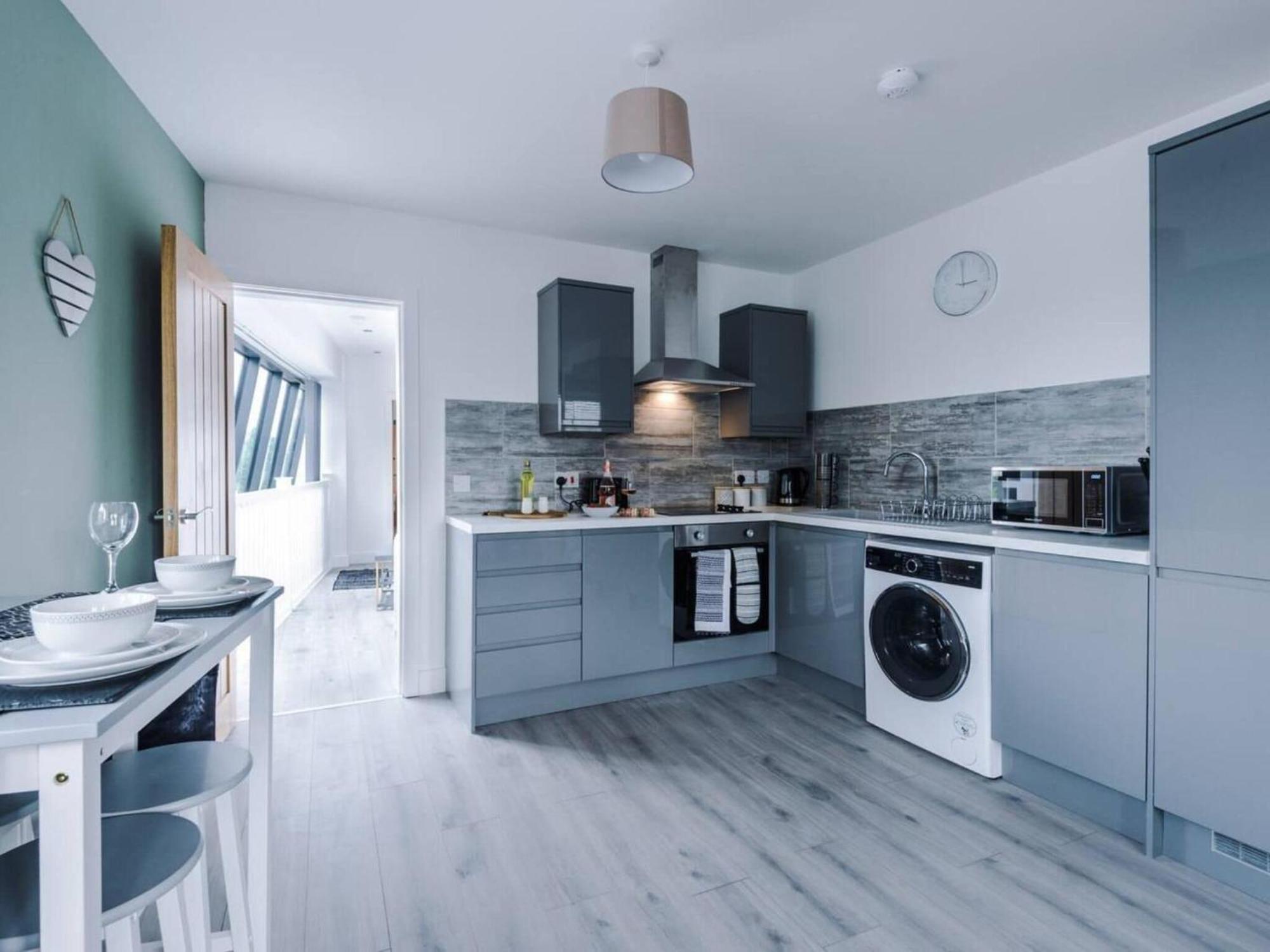 The Ecclesian Deluxe Apartments Near Trafford Centre Eccles Train Station Манчестер Екстер'єр фото