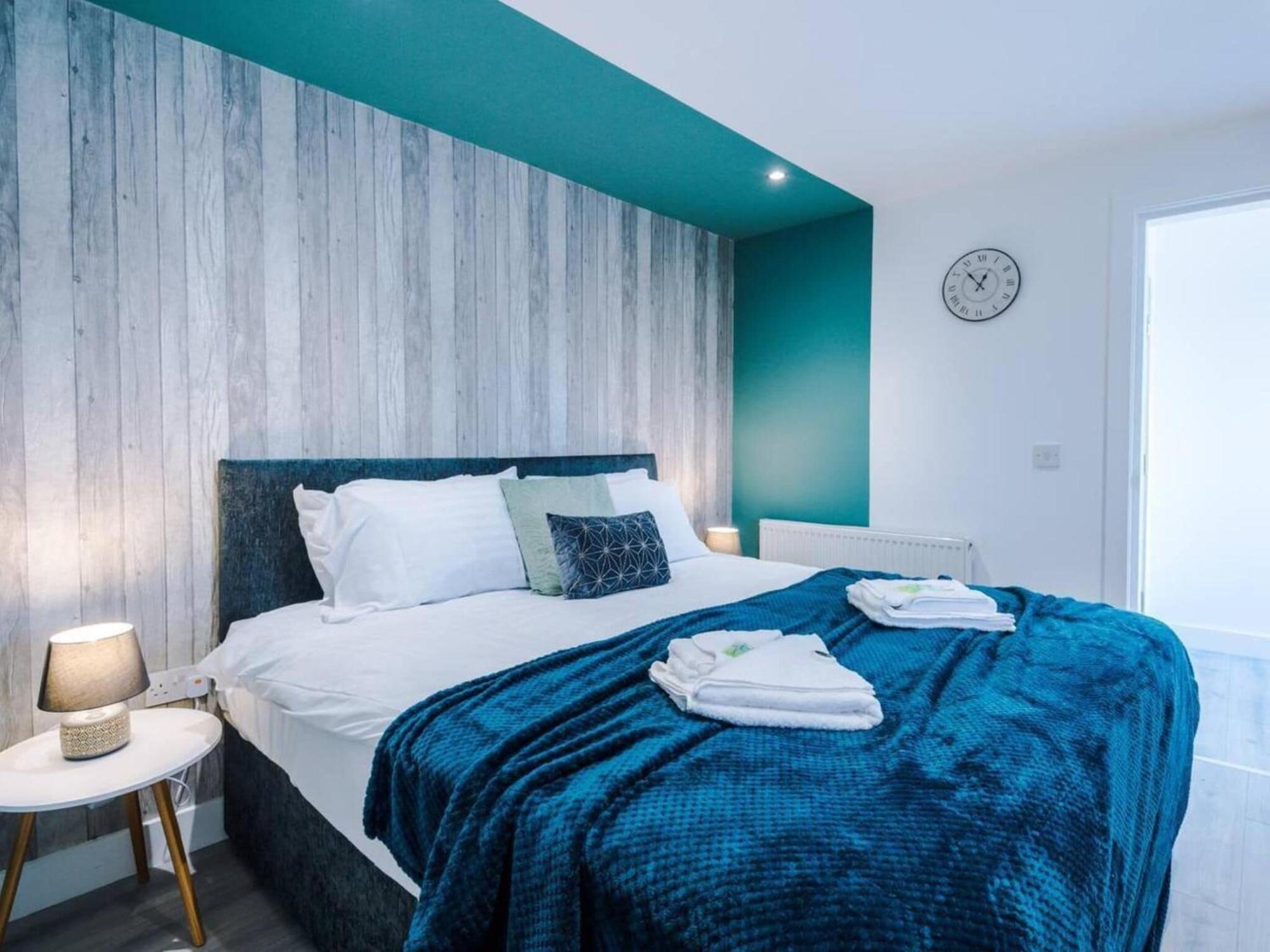 The Ecclesian Deluxe Apartments Near Trafford Centre Eccles Train Station Манчестер Екстер'єр фото