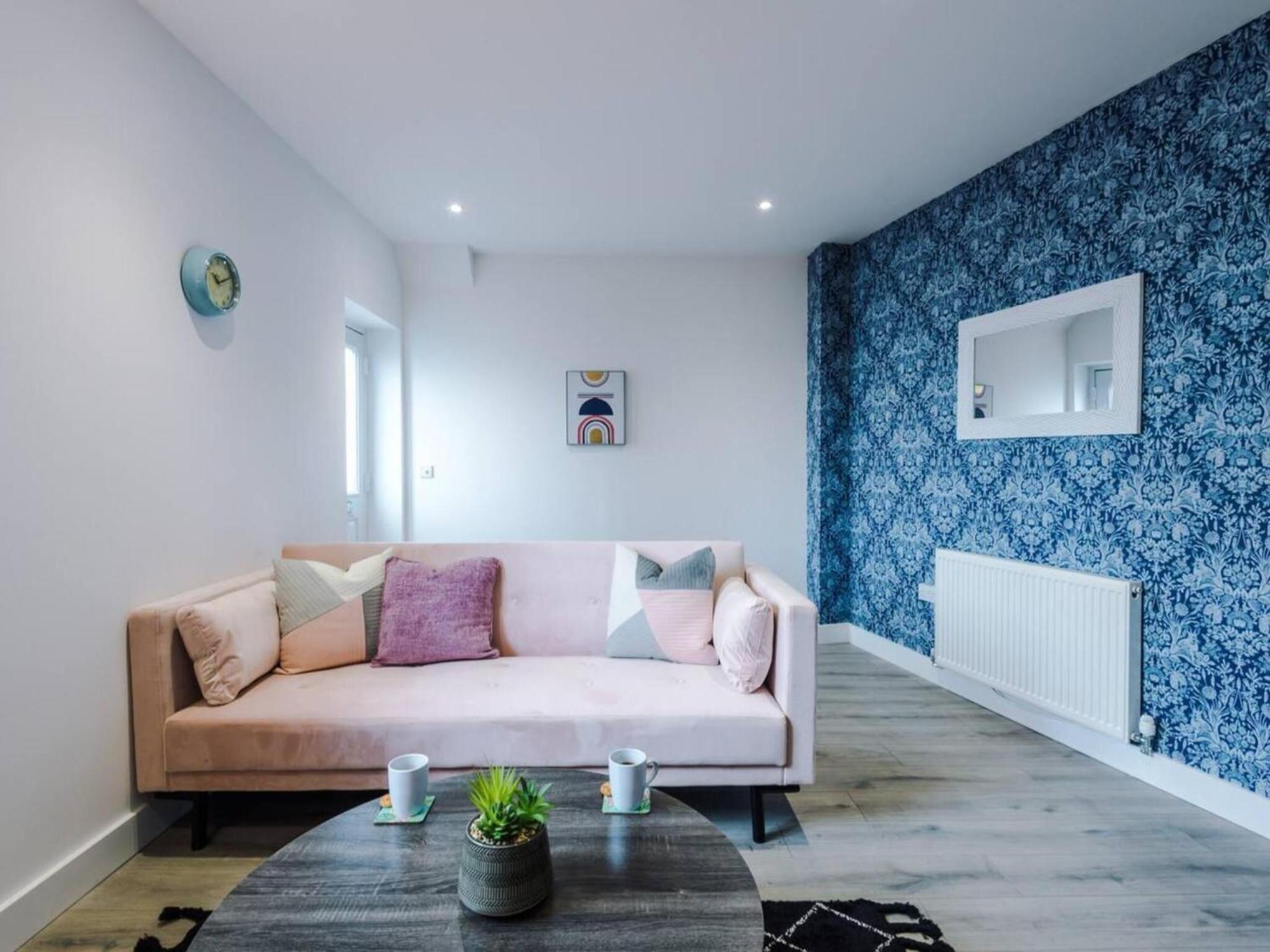 The Ecclesian Deluxe Apartments Near Trafford Centre Eccles Train Station Манчестер Екстер'єр фото